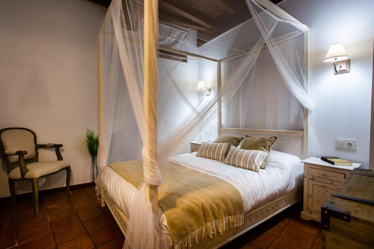 Apartamentos Puente De La Juderia Hervás Esterno foto