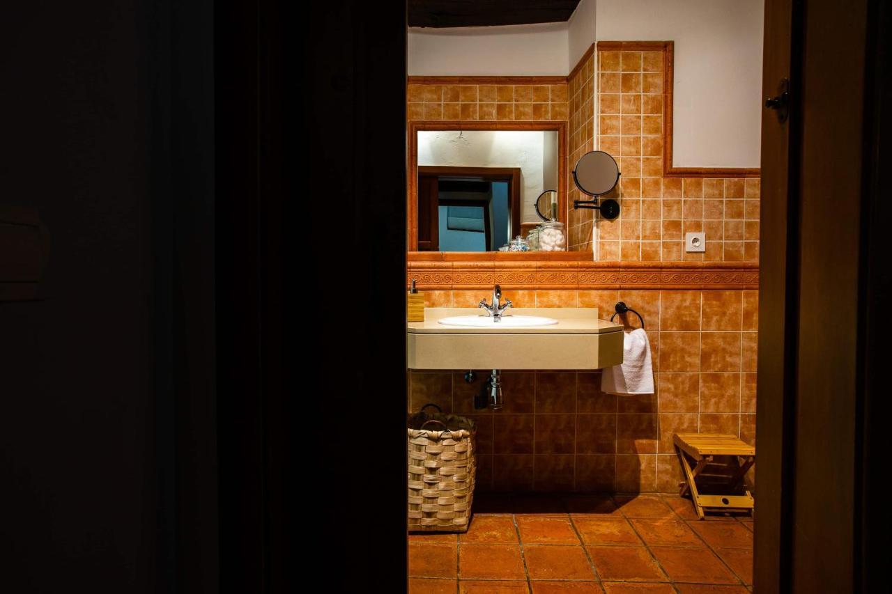Apartamentos Puente De La Juderia Hervás Esterno foto