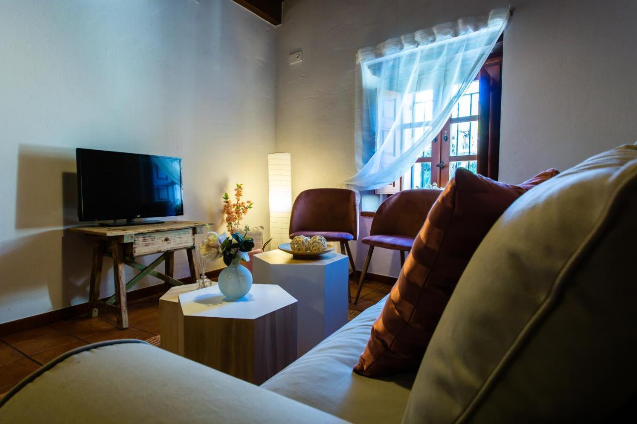 Apartamentos Puente De La Juderia Hervás Esterno foto