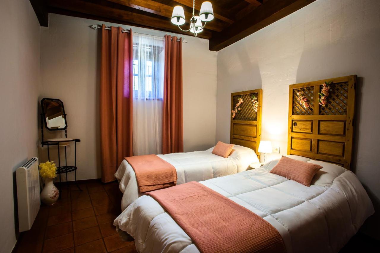 Apartamentos Puente De La Juderia Hervás Esterno foto